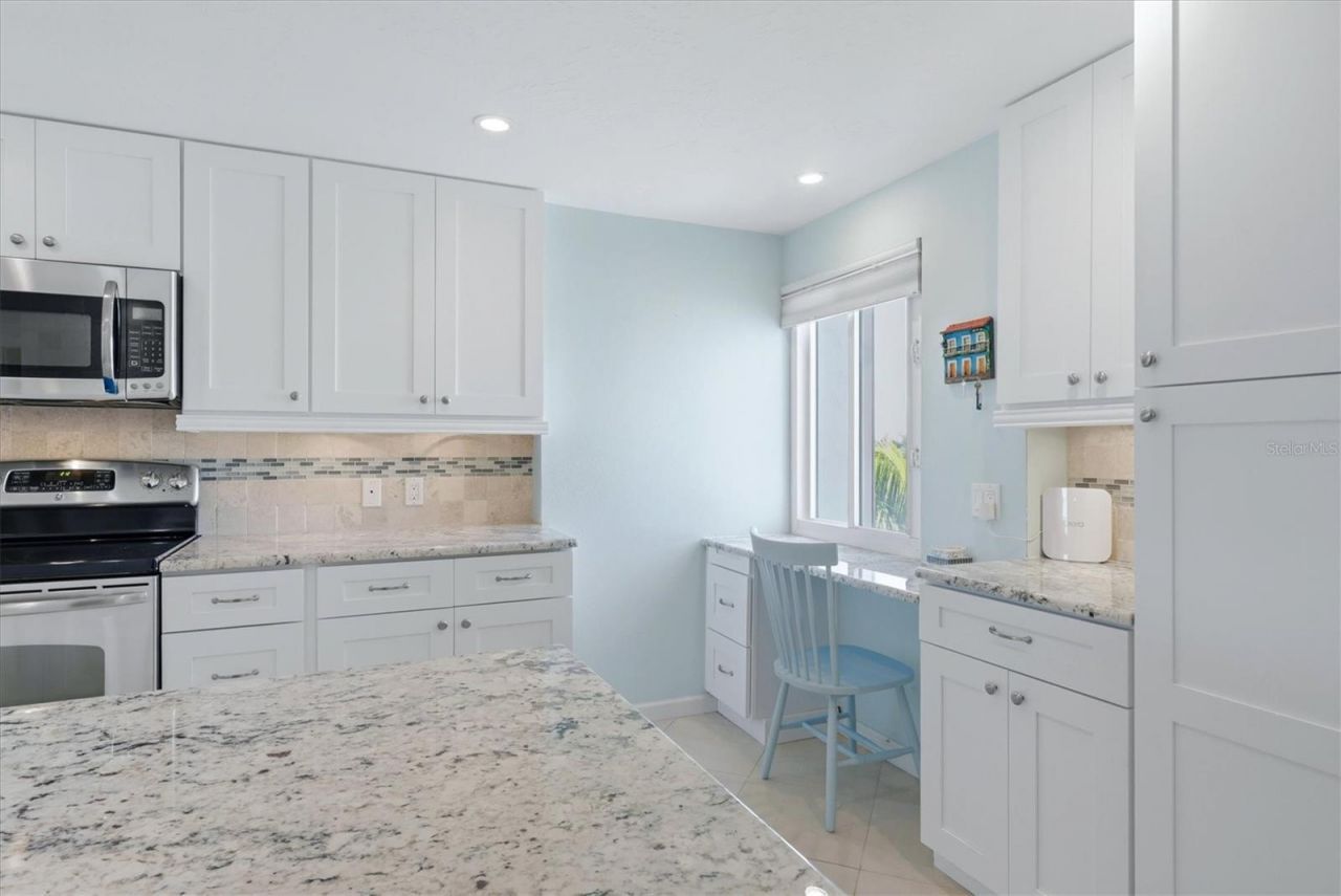 20 Whispering Sands Drive, Unit 501, Sarasota, FL 34242 Photo