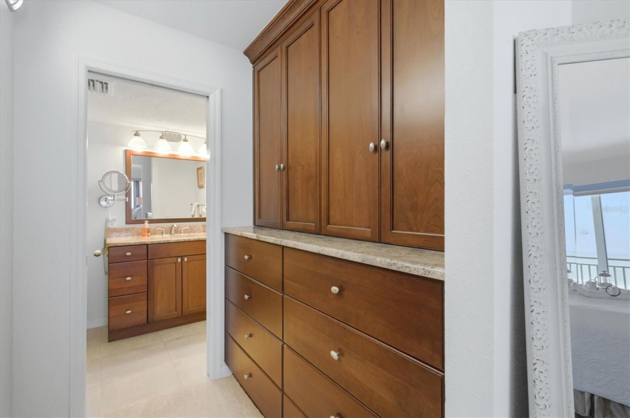 20 Whispering Sands Drive, Unit 501, Sarasota, FL 34242 Photo