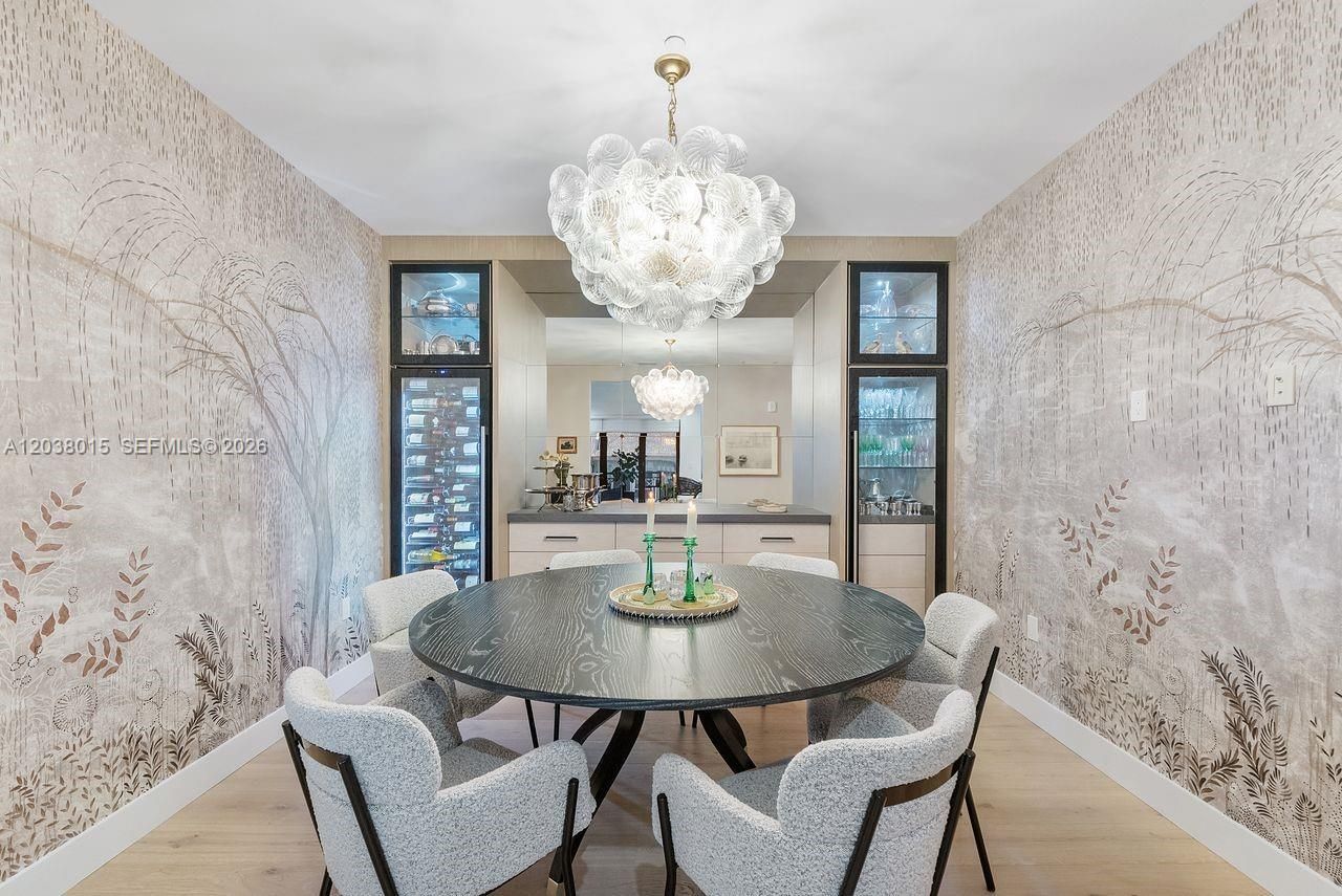 718 Valencia Ave, Unit 403, Coral Gables, FL 33134 Photo