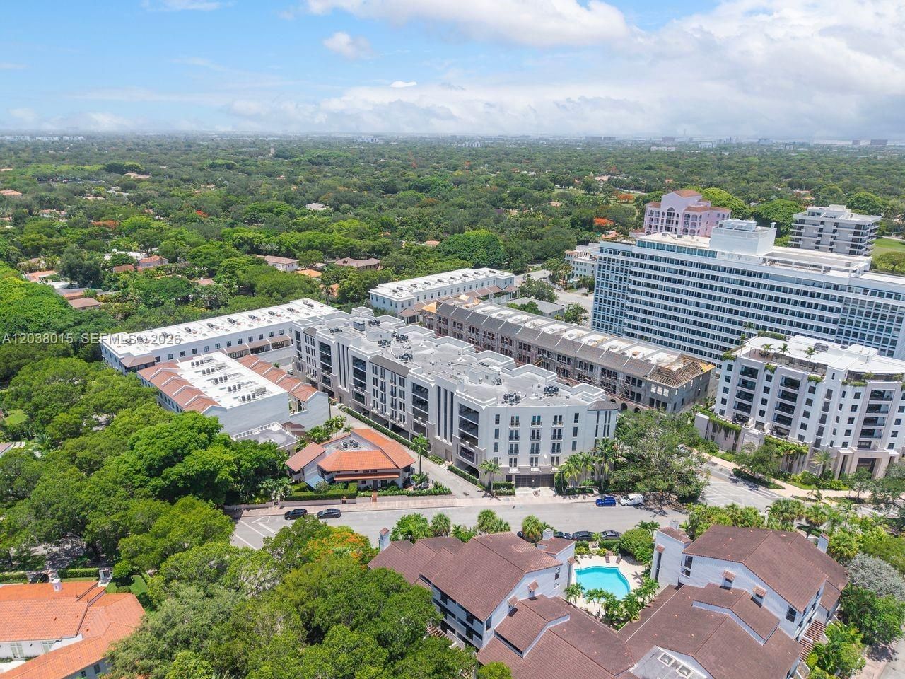 718 Valencia Ave, Unit 403, Coral Gables, FL 33134 Photo