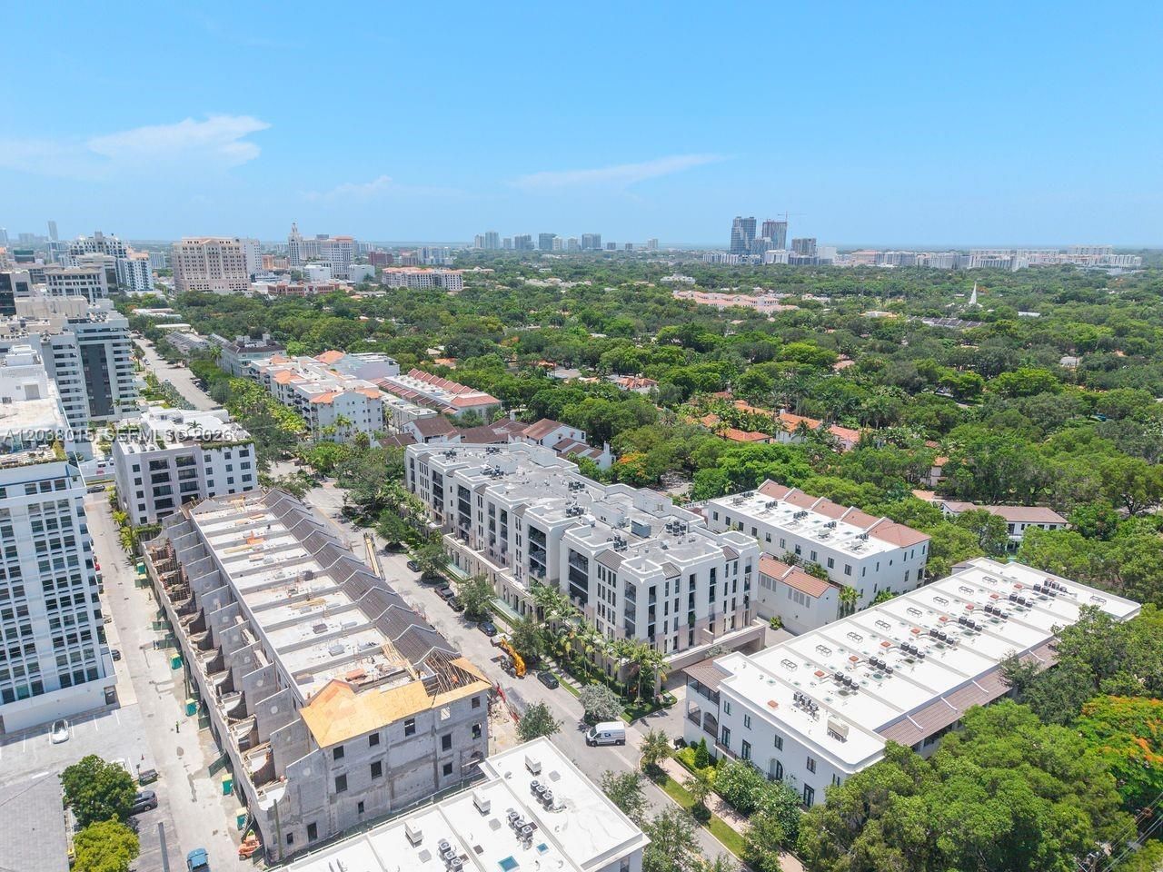 718 Valencia Ave, Unit 403, Coral Gables, FL 33134 Photo