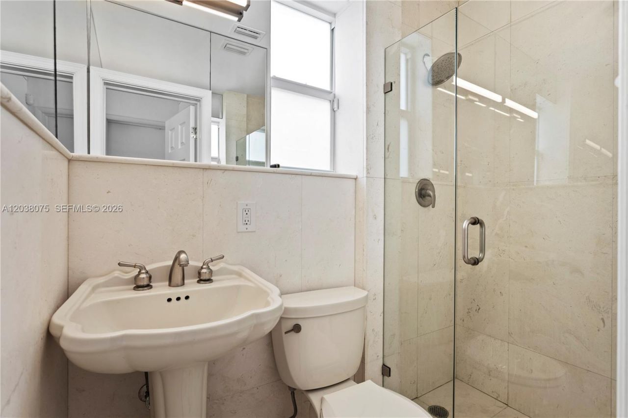 7611 Miami View Dr , North Bay Village, FL 33141 Photo