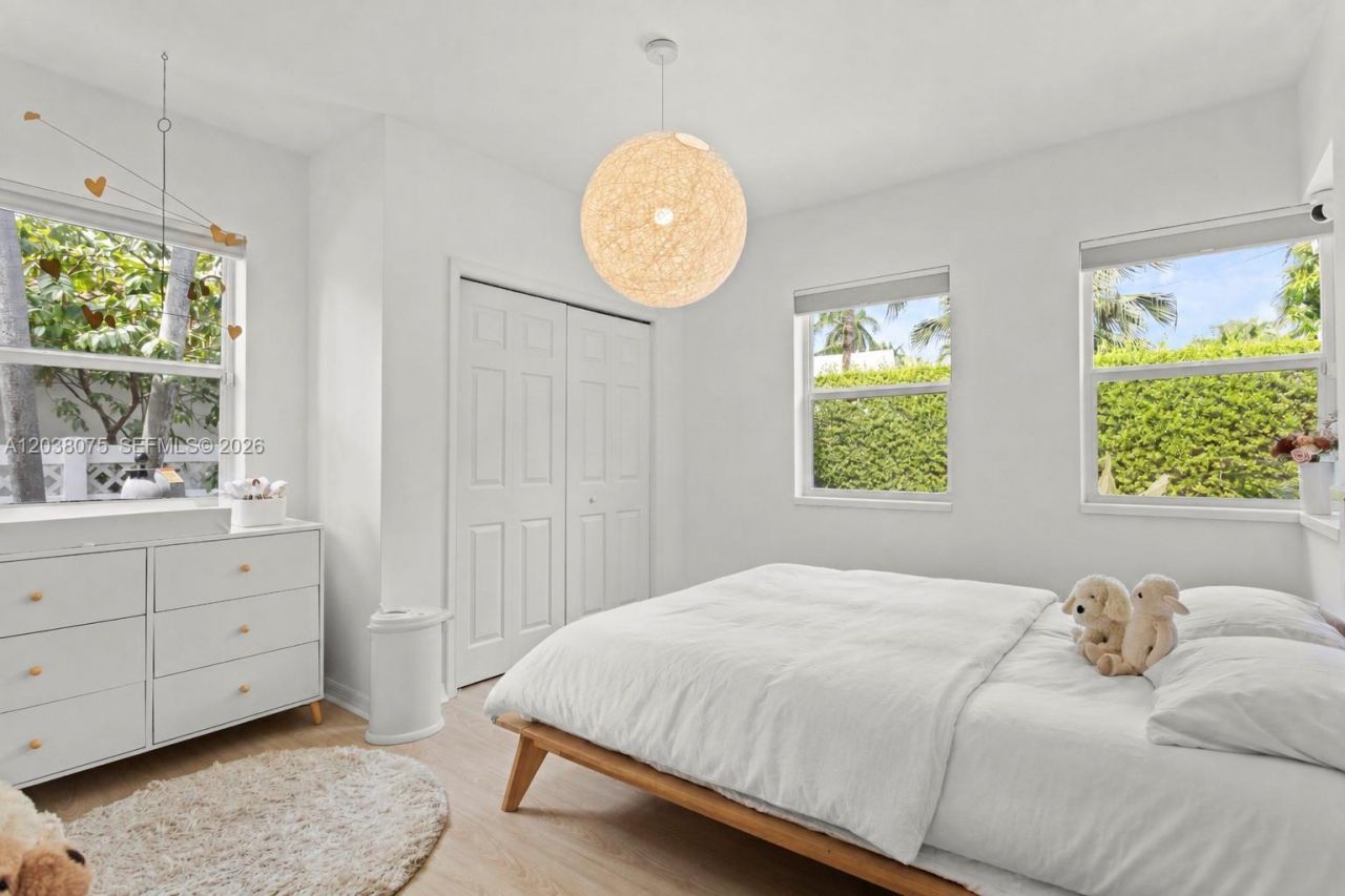 7611 Miami View Dr , North Bay Village, FL 33141 Photo