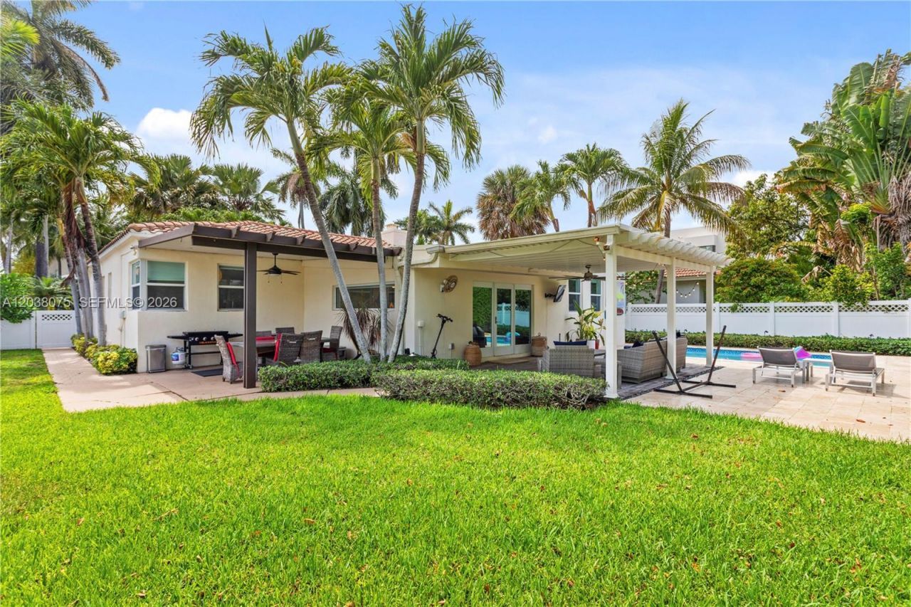 7611 Miami View Dr , North Bay Village, FL 33141 Photo