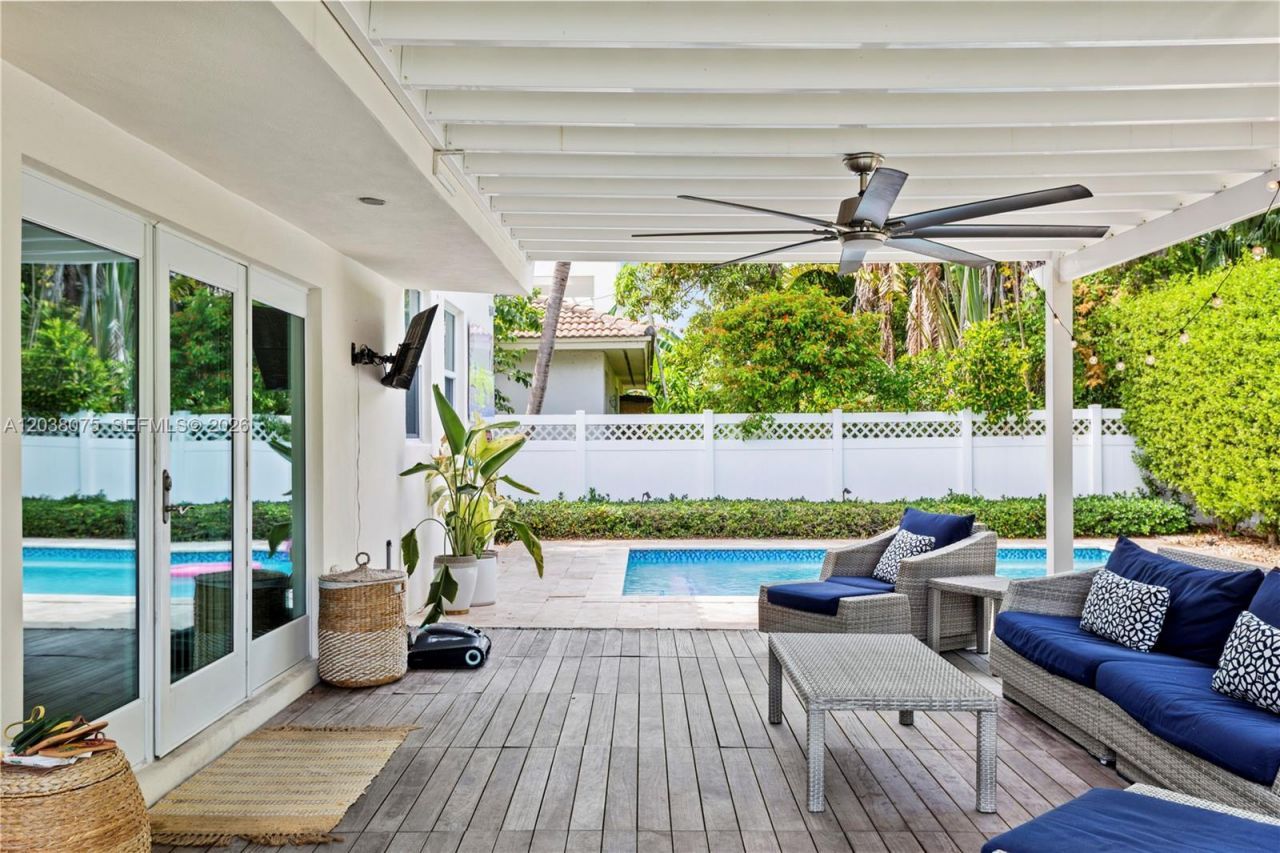 7611 Miami View Dr , North Bay Village, FL 33141 Photo