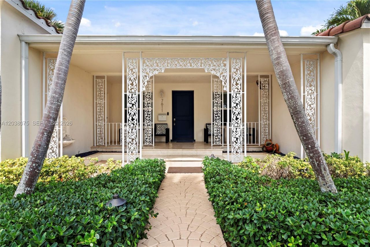 7611 Miami View Dr , North Bay Village, FL 33141 Photo
