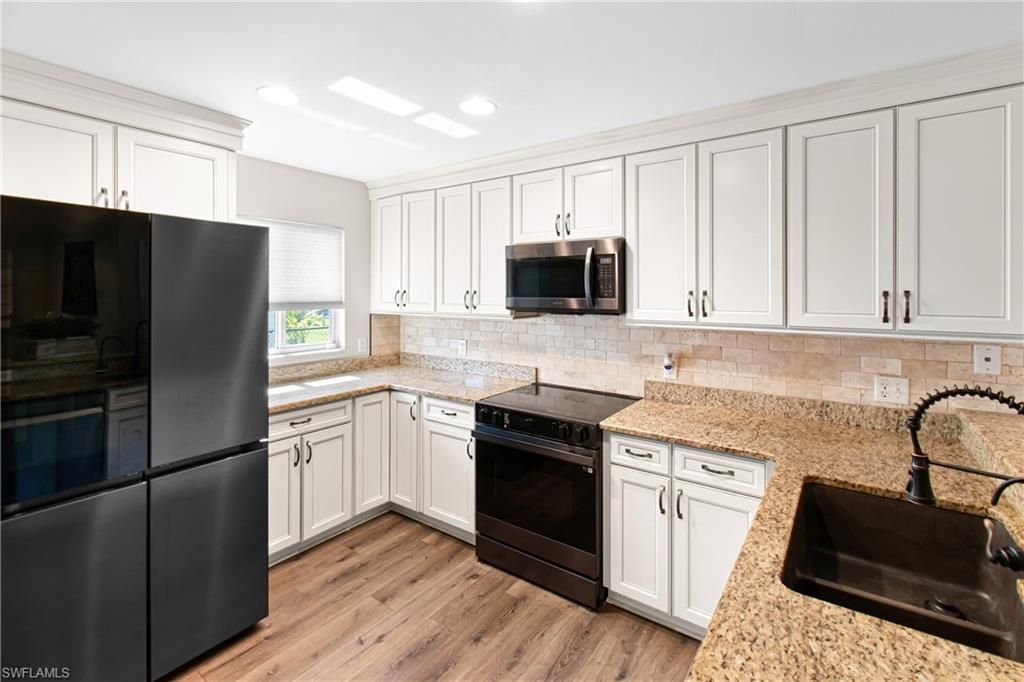 1215 SW 31st Ter , Cape Coral, FL 33914 Photo