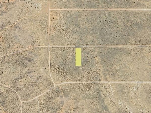 Macao (U21 B109 L6) Road NE, Rio Rancho, NM 87144