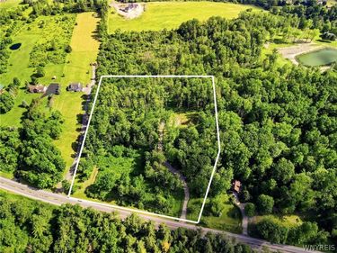 11980 Hunters Creek Road, East Aurora, NY 14169
