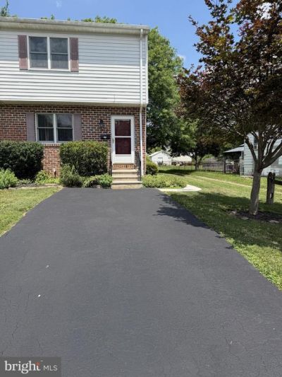 112 CHARLES AVENUE, HANOVER, PA 17331