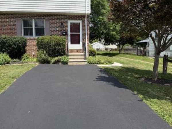 112 CHARLES AVENUE, HANOVER, PA 17331
