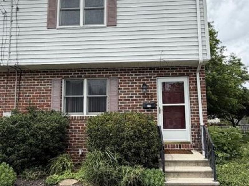 112 Charles Avenue, Hanover, PA 17331 Main Photo