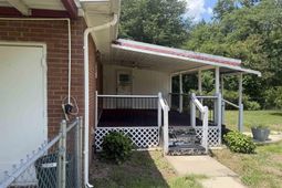 1130 Reynolds Drive  photo 4