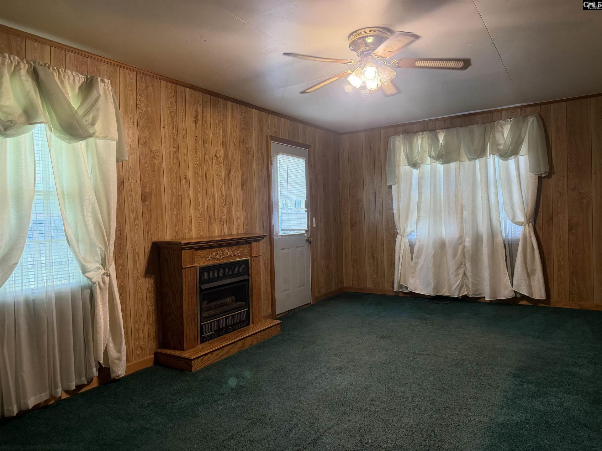 1130 Reynolds Drive  Photo 9