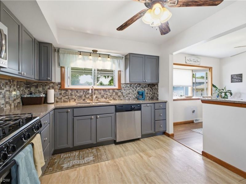 3656 High Meadow Drive, Canfield, OH 44406 Photo 3