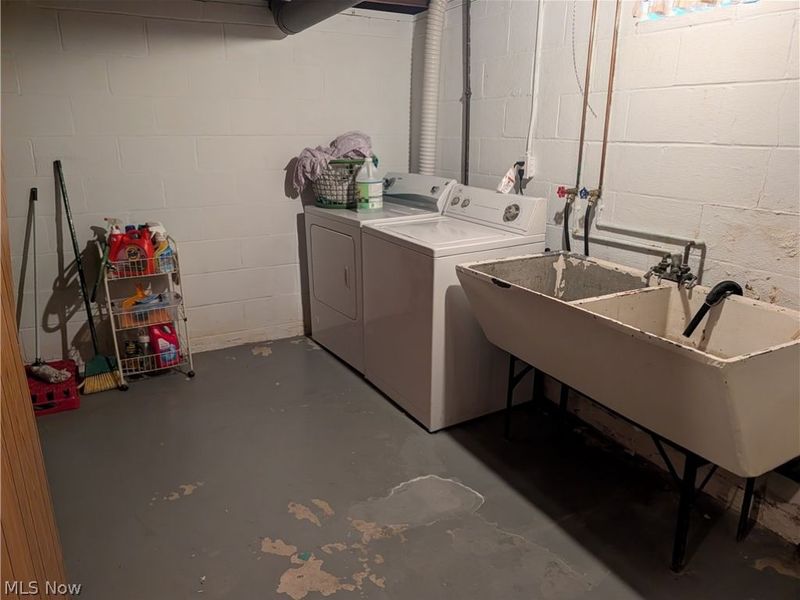 1124 W 37th Street, Lorain, OH 44052 Photo 8