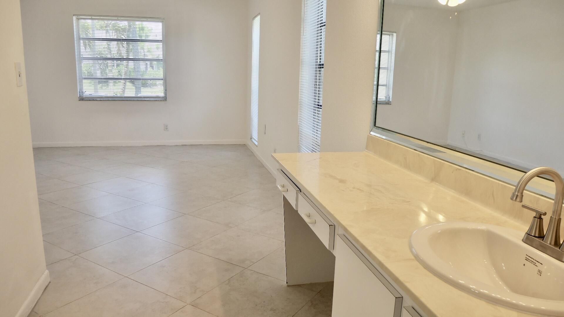 13638 Via Flora, Unit D, Delray Beach, FL 33484 Photo
