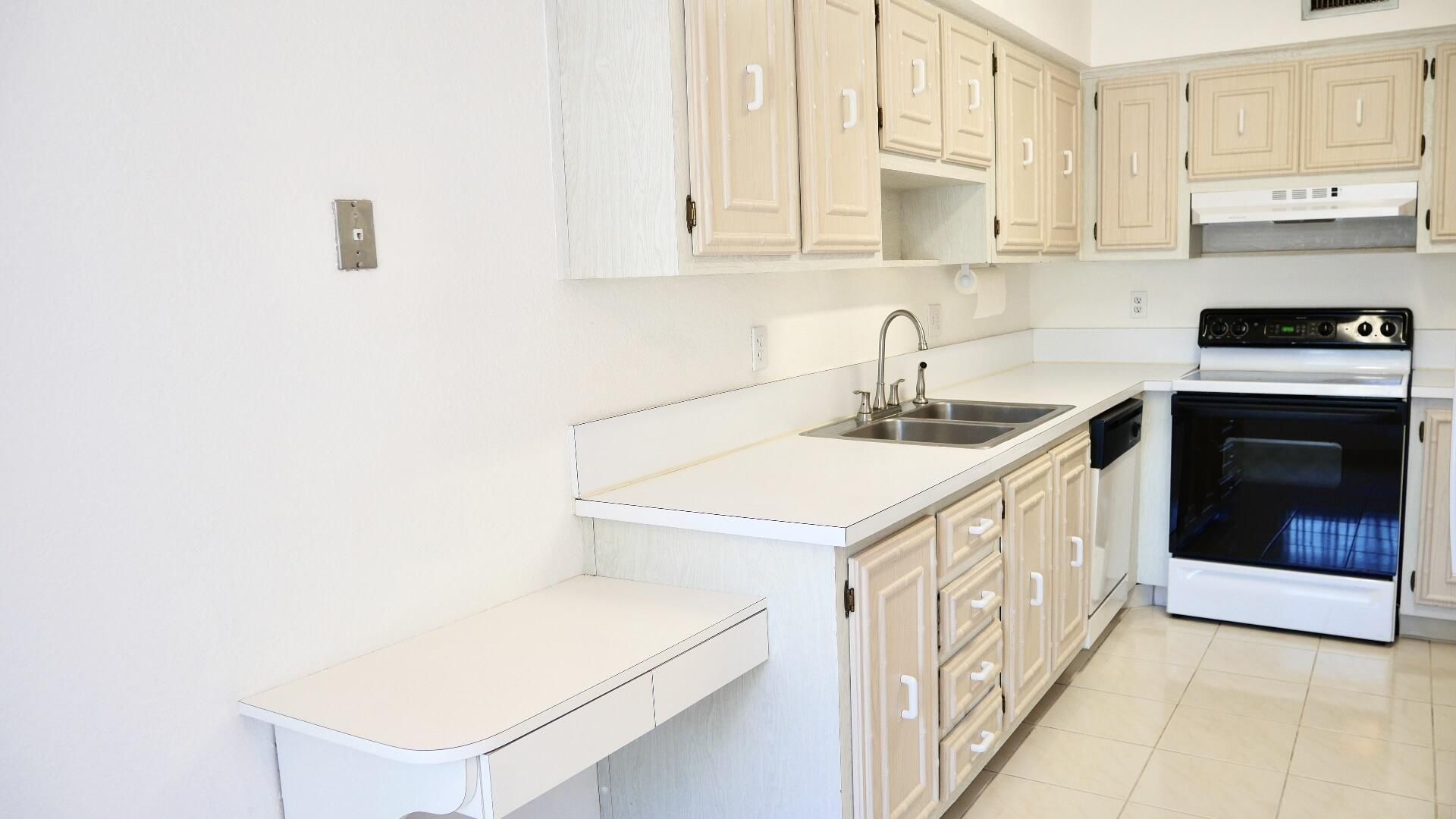 13638 Via Flora, Unit D, Delray Beach, FL 33484 Photo
