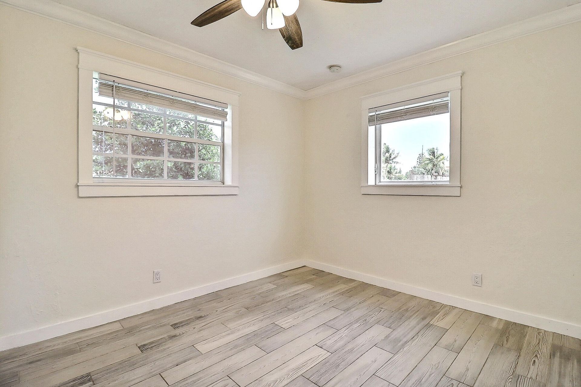 337 Mid Pines Road, Palm Springs, FL 33461 Photo