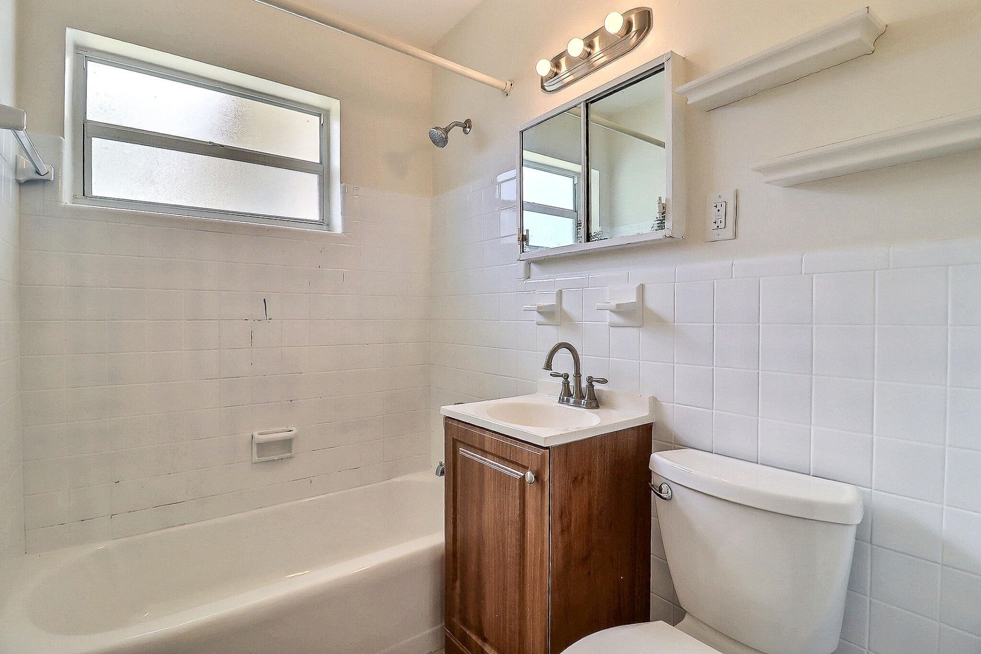 337 Mid Pines Road, Palm Springs, FL 33461 Photo