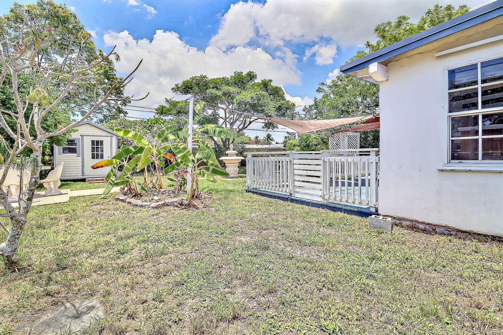 337 Mid Pines Road, Palm Springs, FL 33461 Photo