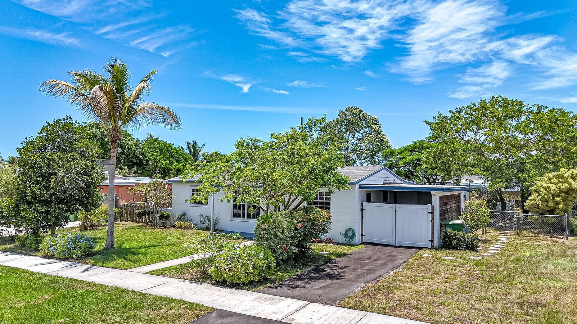 337 Mid Pines Road, Palm Springs, FL 33461 Photo