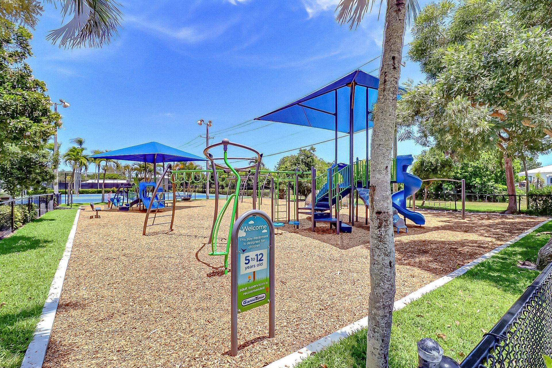 337 Mid Pines Road, Palm Springs, FL 33461 Photo