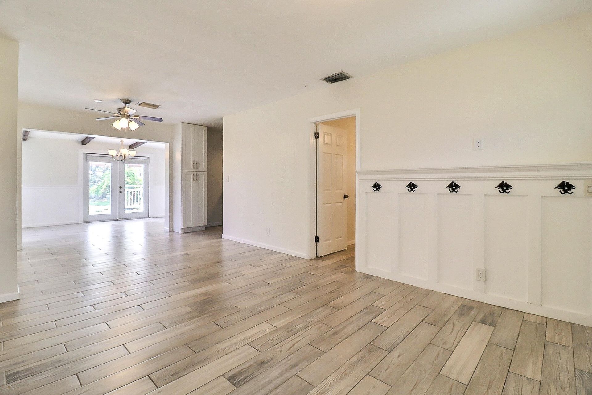 337 Mid Pines Road, Palm Springs, FL 33461 Photo