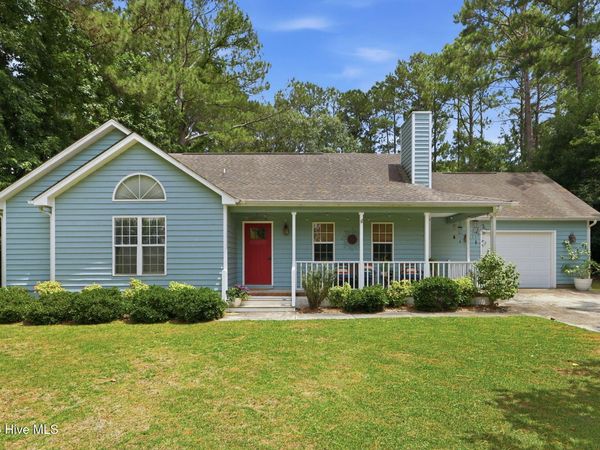 131 Silver Creek Drive, Swansboro, NC 28584