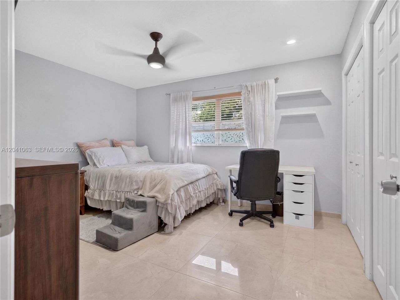 16641 Royal Poinciana Dr, Weston, FL 33326 Photo