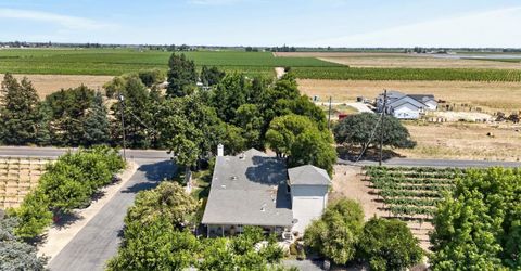 10112 E Woodbridge Rd, Acampo, CA 95220 Photo