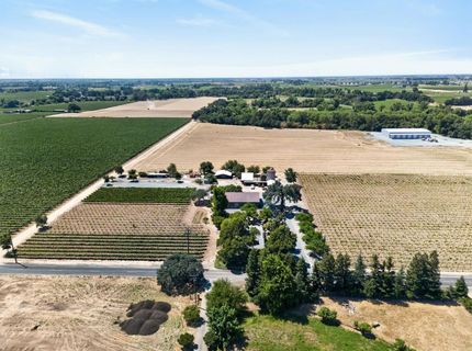 10112 E Woodbridge Rd, Acampo, CA 95220 Photo