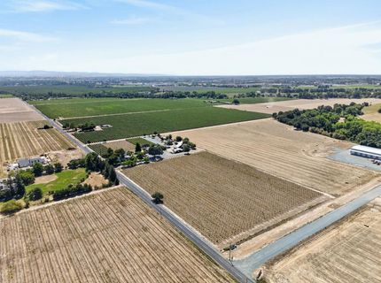 10112 E Woodbridge Rd, Acampo, CA 95220 Photo