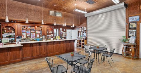 10112 E Woodbridge Rd, Acampo, CA 95220 Photo