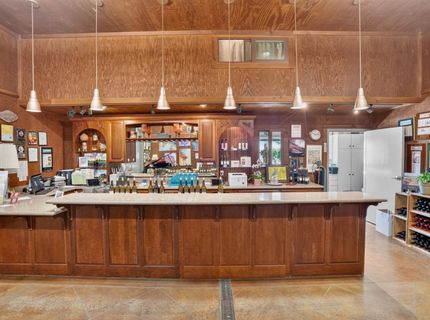 10112 E Woodbridge Rd, Acampo, CA 95220 Photo