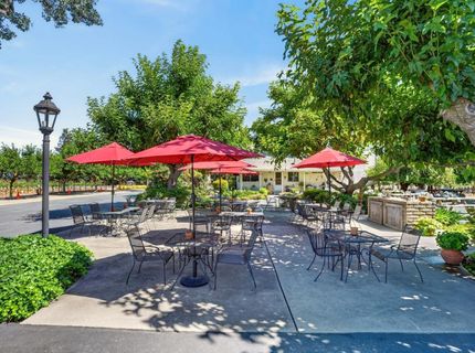 10112 E Woodbridge Rd, Acampo, CA 95220 Photo