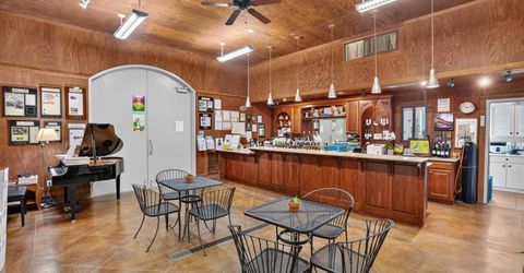 10112 E Woodbridge Rd, Acampo, CA 95220 Photo