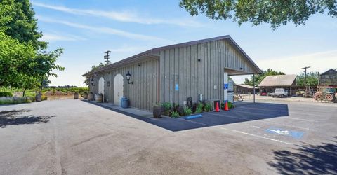 10112 E Woodbridge Rd, Acampo, CA 95220 Photo