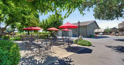 10112 E Woodbridge Rd, Acampo, CA 95220 Photo