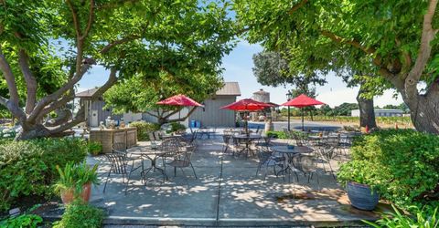 10112 E Woodbridge Rd, Acampo, CA 95220 Photo