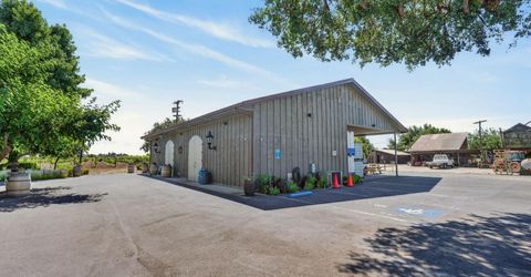 10112 E Woodbridge Rd, Acampo, CA 95220 Photo