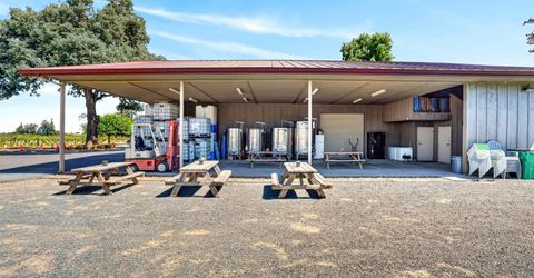 10112 E Woodbridge Rd, Acampo, CA 95220 Photo