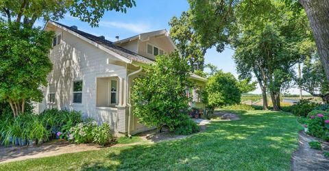 10112 E Woodbridge Rd, Acampo, CA 95220 Photo