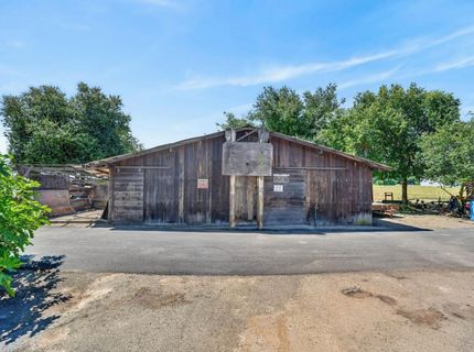10112 E Woodbridge Rd, Acampo, CA 95220 Photo