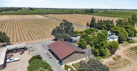 10112 E Woodbridge Rd, Acampo, CA 95220 Photo