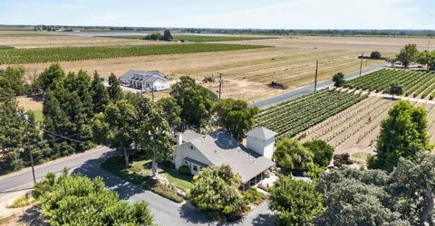 10112 E Woodbridge Rd, Acampo, CA 95220 Photo