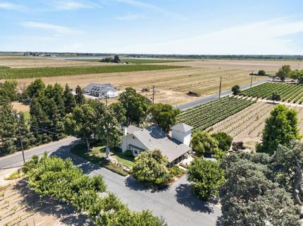 10112 E Woodbridge Rd, Acampo, CA 95220 Photo
