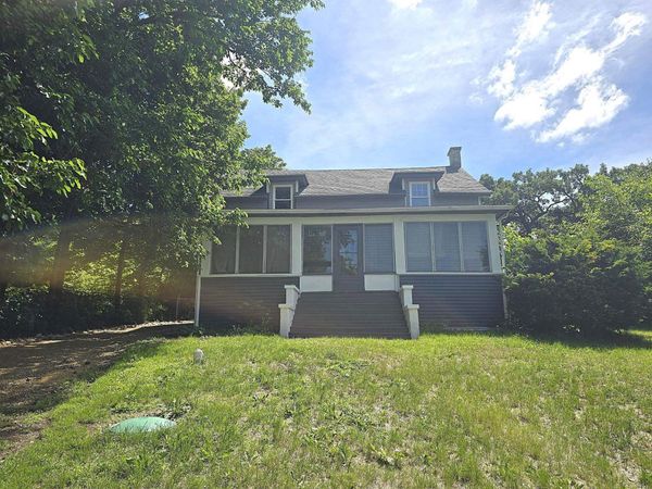 2467 S Riverside Drive, Beloit, WI 53511
