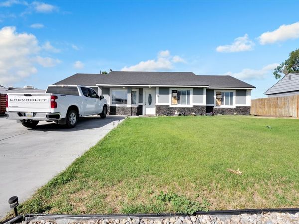 1101 Arnold Drive , Moses Lake, WA 98837
