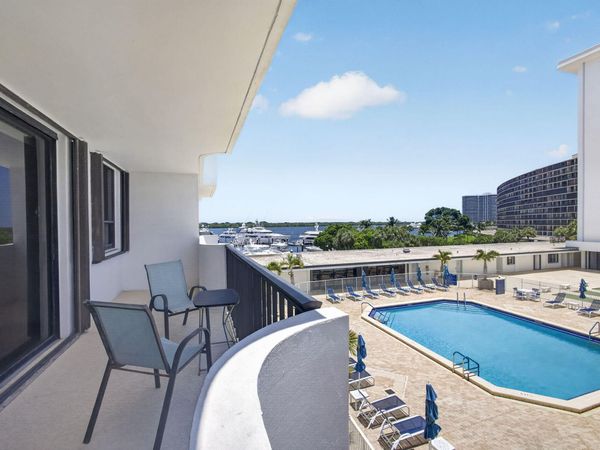 1208 Marine Way, Unit 205, North Palm Beach, FL 33408